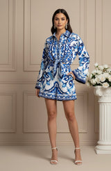 Conjunto Fashion Primavera - Camisa e Shorts com Estampa de Porcelana Azul e Branca