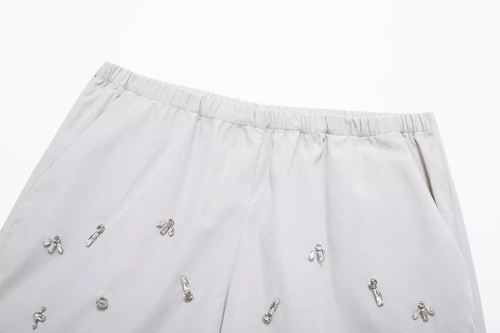 Conjunto Bordado com cristais - shorts e camisa