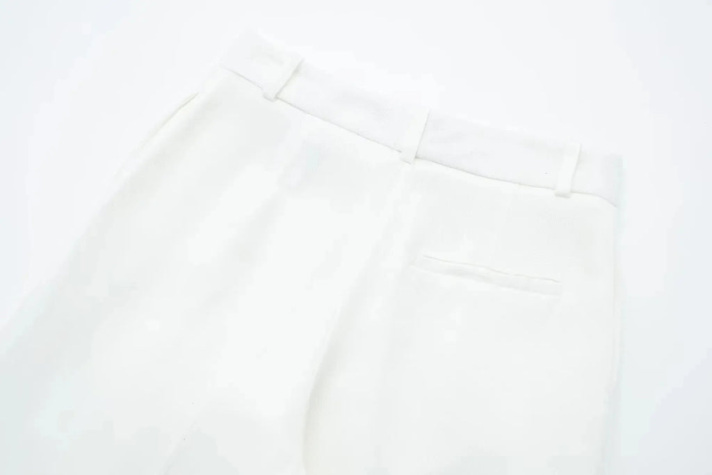 Conjunto Colete Halter Sem Mangas com Bolsos + Calça Pantalona Cintura Alta, Look Executivo Moderno