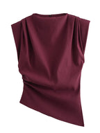 Regata Elegante com Ombreiras e Gola Redonda – Look Sofisticado