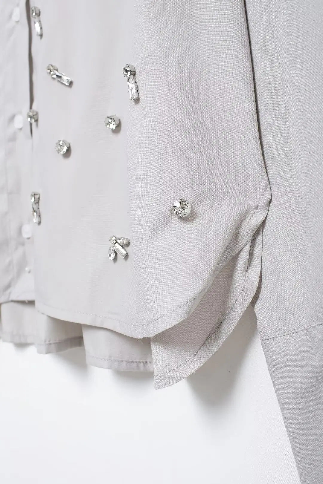 Conjunto Bordado com cristais - shorts e camisa
