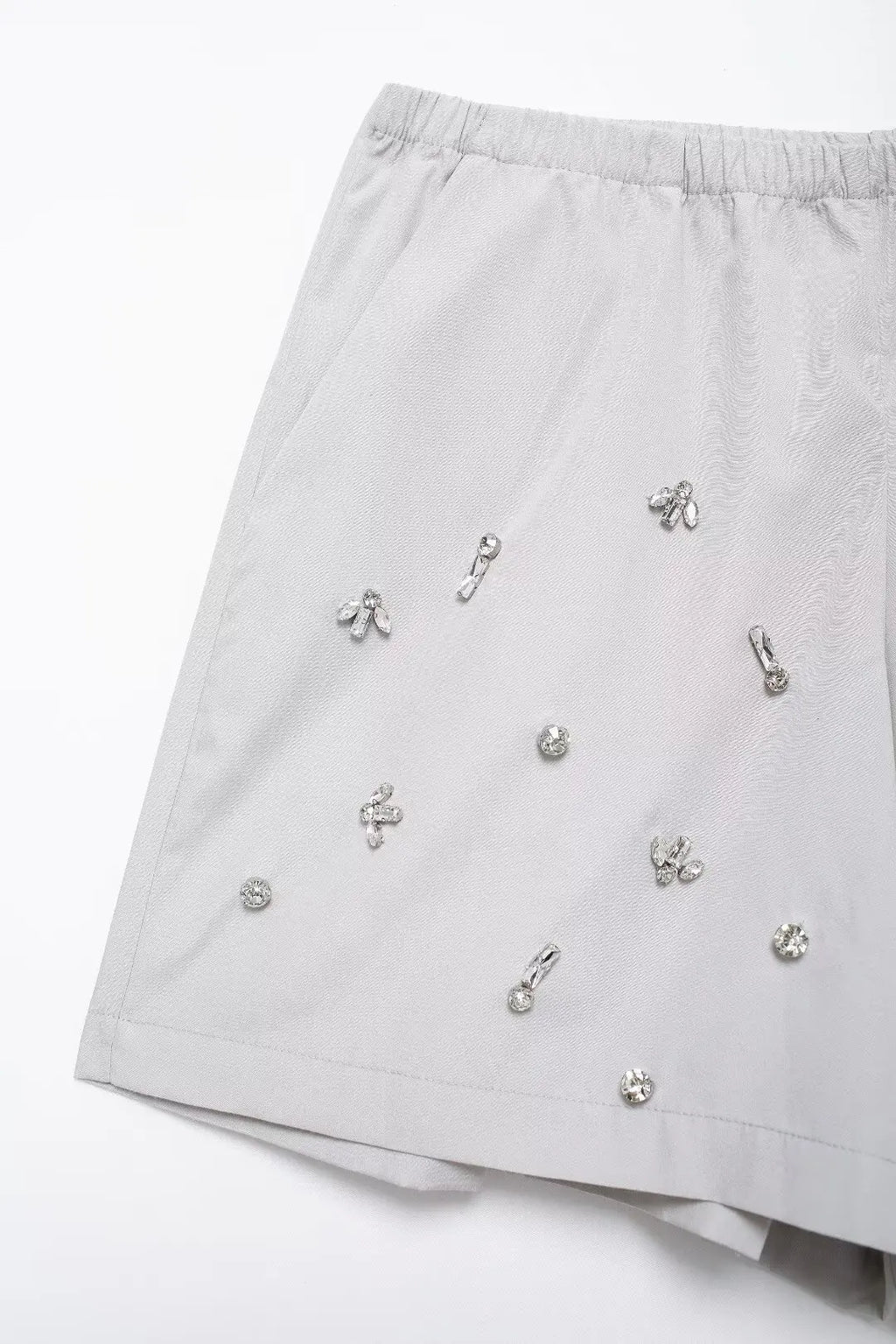 Conjunto Bordado com cristais - shorts e camisa