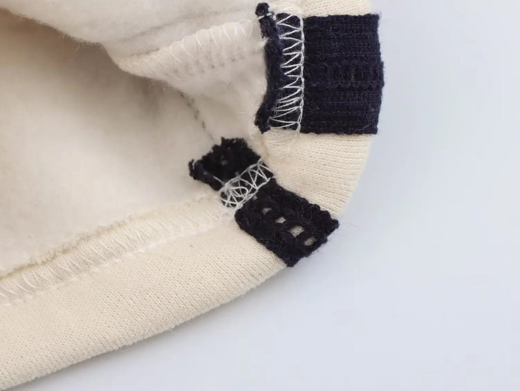 Conjunto Jogger Feminino Forrado em Lã – Bordado, Ajuste Solto e Design Térmico