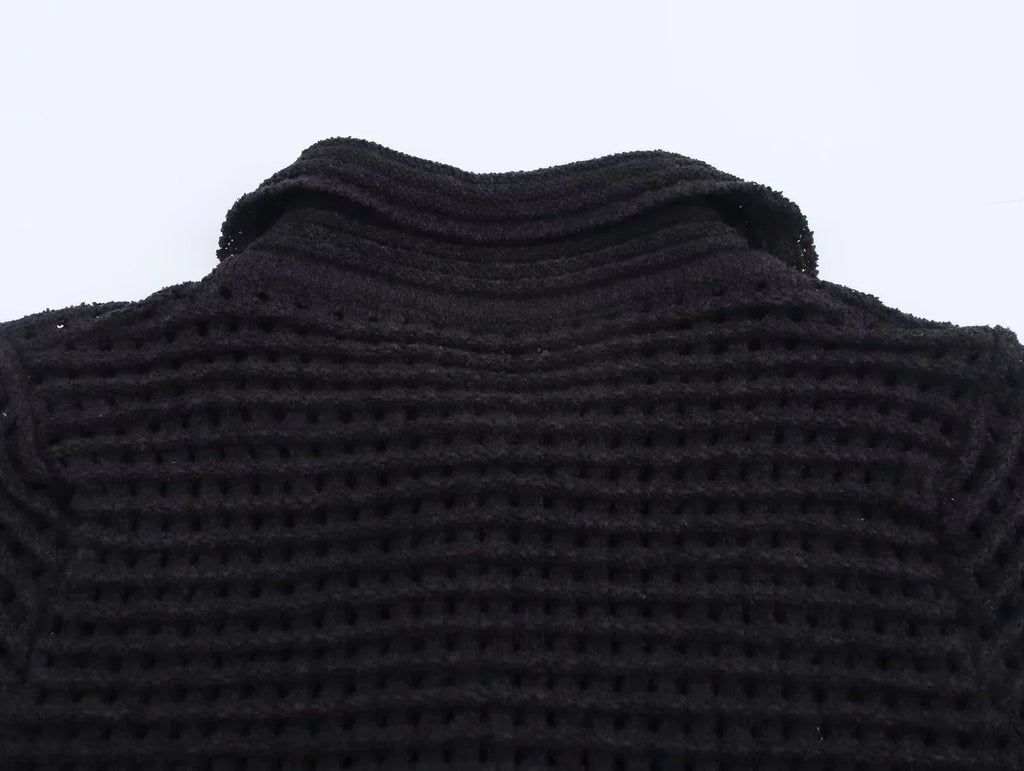 Conjunto em Tricô Vazado – Saia Mini + Camisa