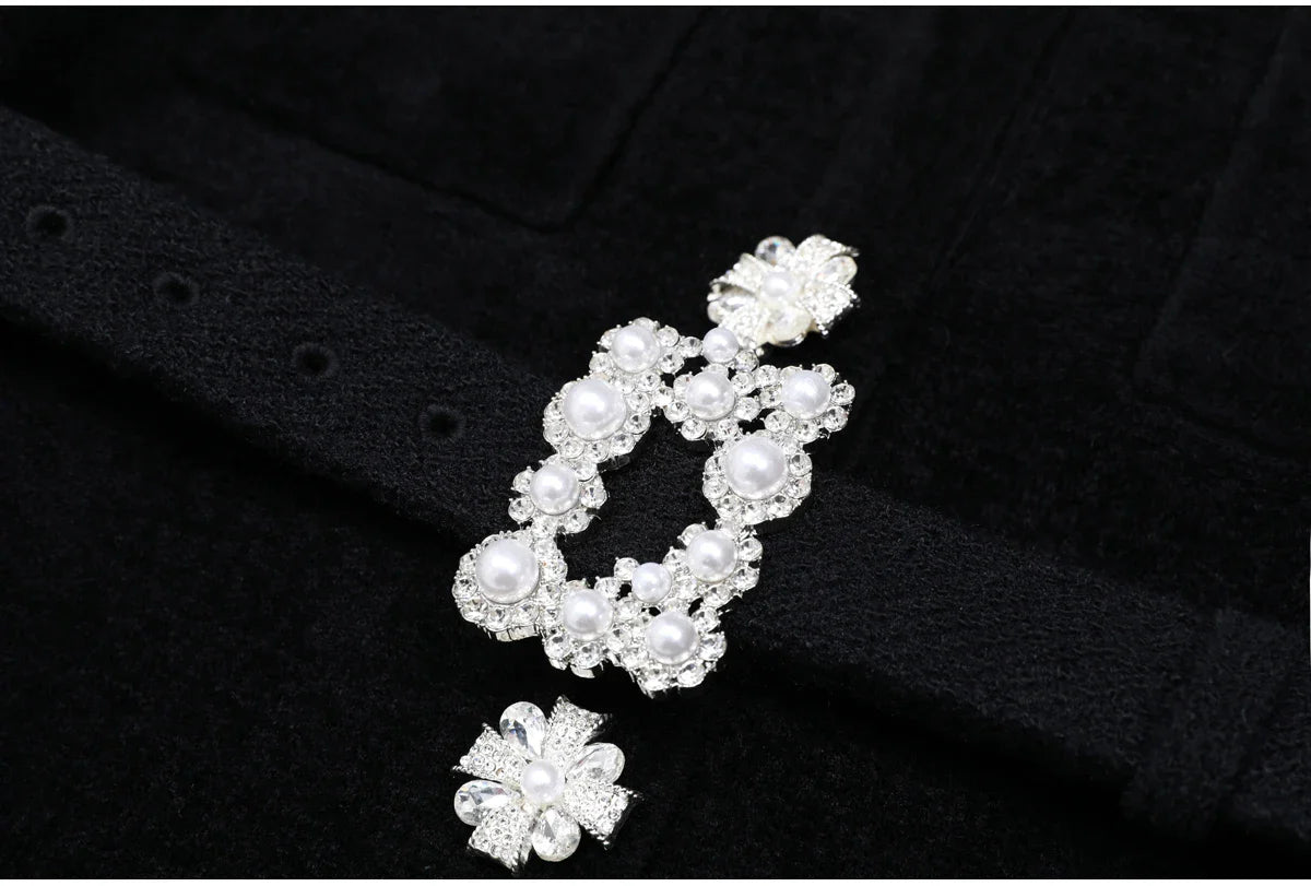 Conjunto Executivo Rosa: Casaco Estruturado e Saia Sereia Midi – Elegância