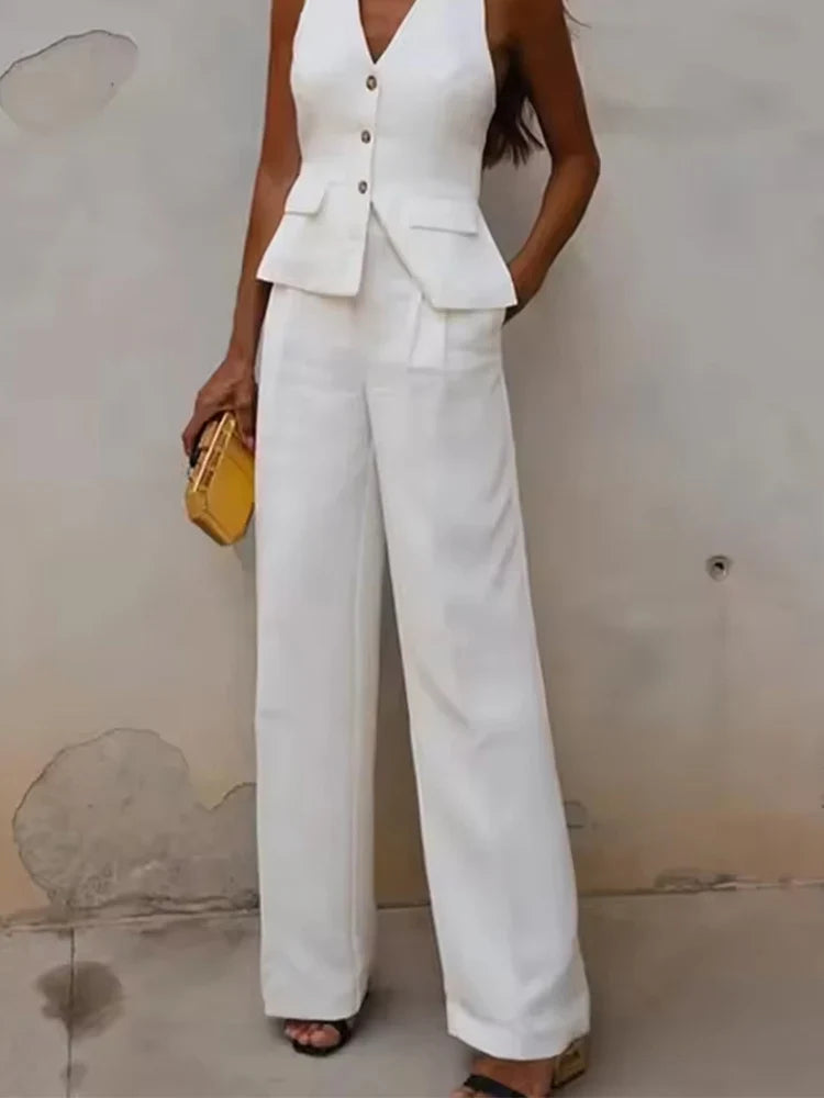 Conjunto Colete Halter Sem Mangas com Bolsos + Calça Pantalona Cintura Alta, Look Executivo Moderno