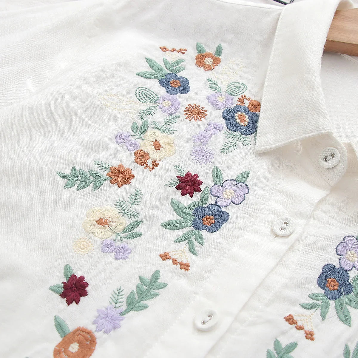 Camisa 100% Algodão com Bordado – Conforto e Estilo Natural