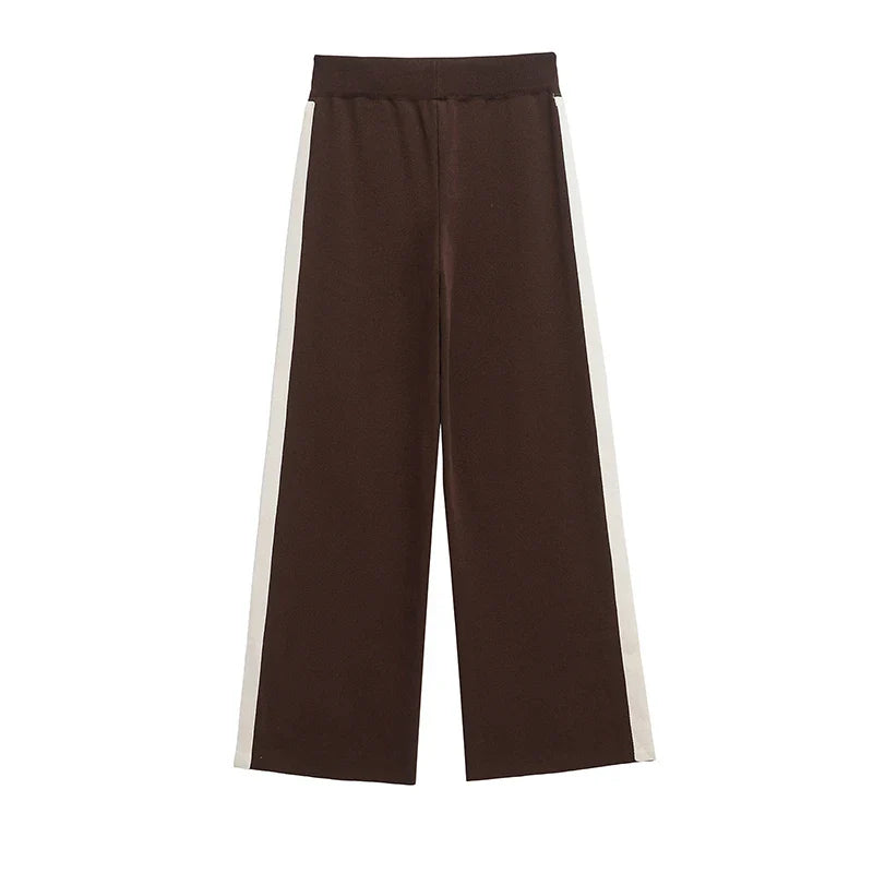 Conjunto Moletom Pulôver e Calça Cintura Alta com Elastano, Estilo Vintage