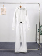 Macacão Feminino Elegante, Proteção Impermeável e Design de Inverno