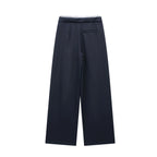 Calça Pantalona: Conforto e Sofisticação em Tecido Leve