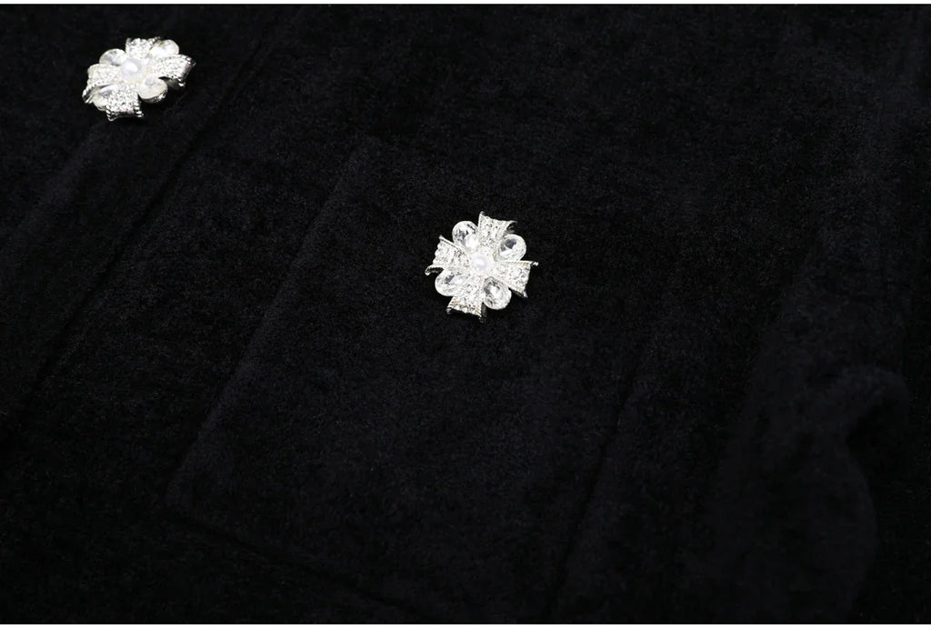 Conjunto Executivo Rosa: Casaco Estruturado e Saia Sereia Midi – Elegância