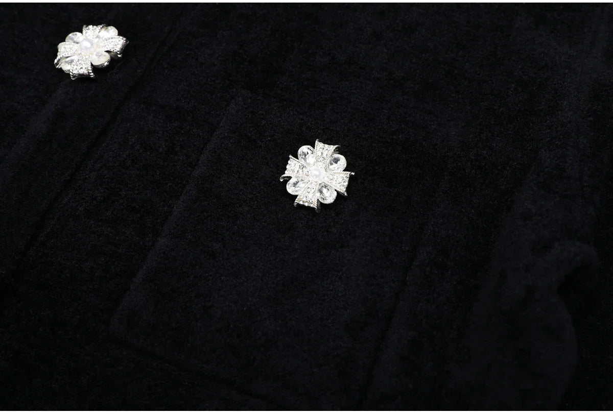 Conjunto Executivo Rosa: Casaco Estruturado e Saia Sereia Midi – Elegância