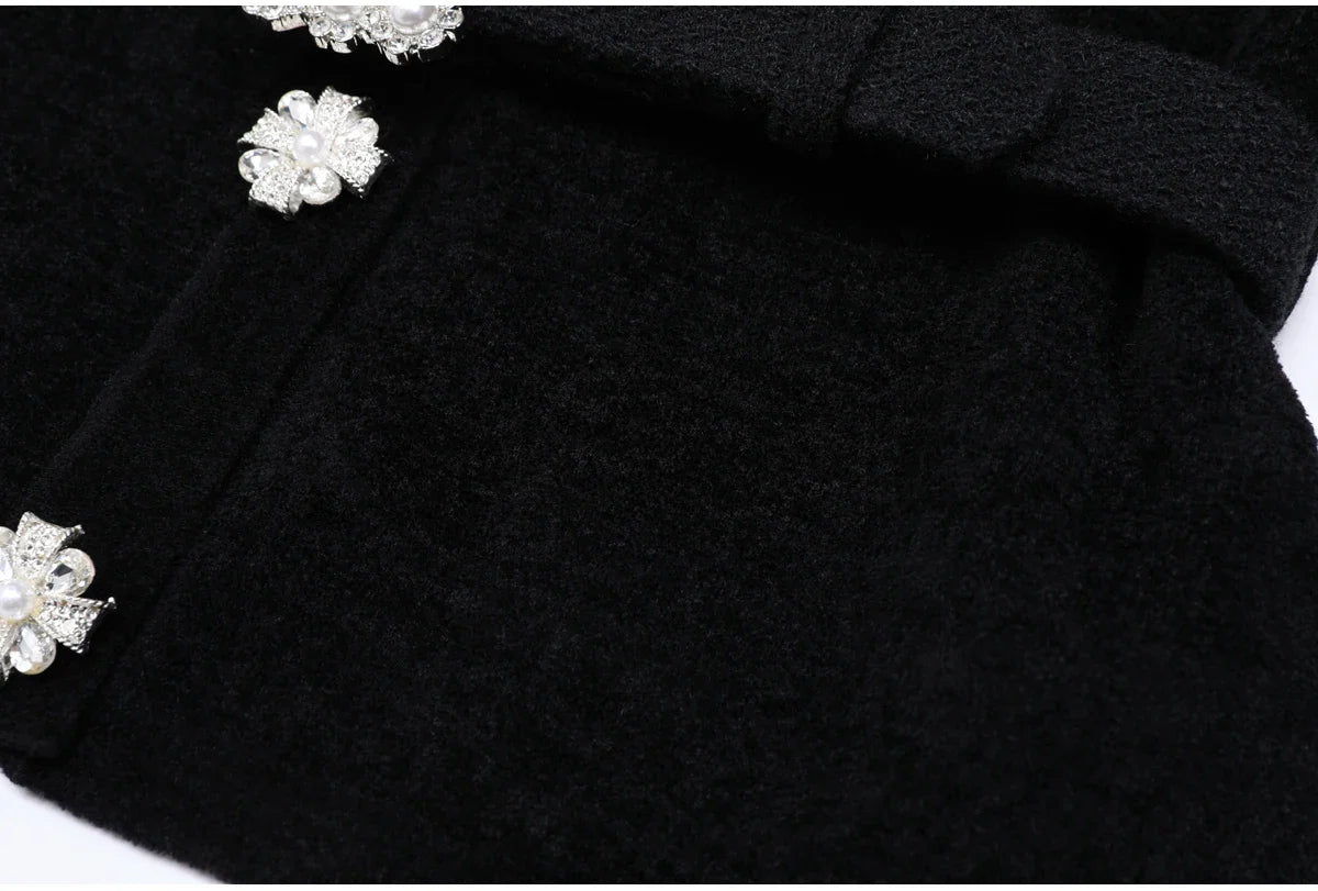 Conjunto Executivo Rosa: Casaco Estruturado e Saia Sereia Midi – Elegância