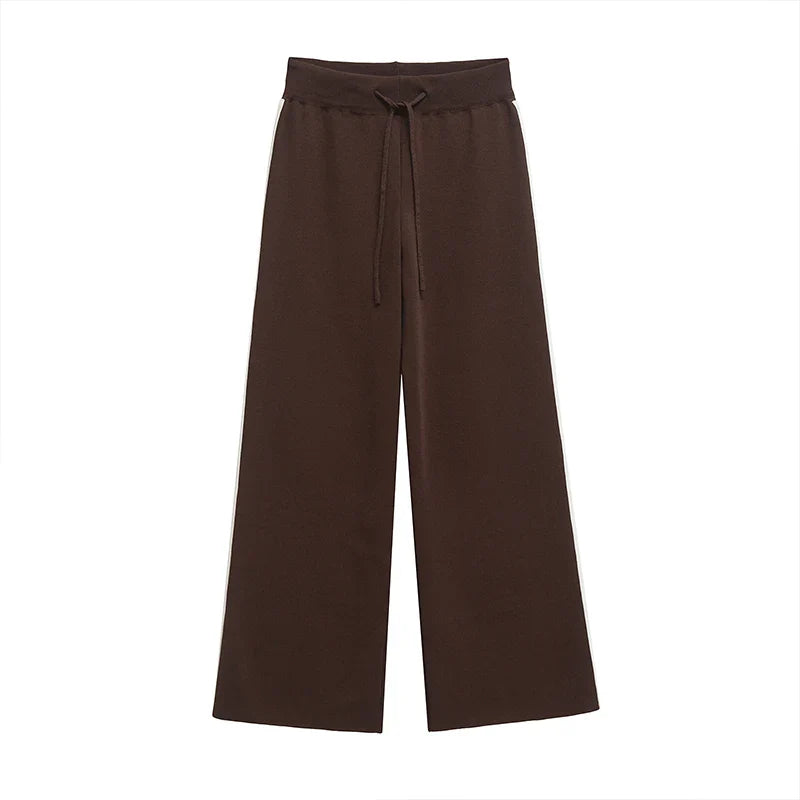 Conjunto Moletom Pulôver e Calça Cintura Alta com Elastano, Estilo Vintage