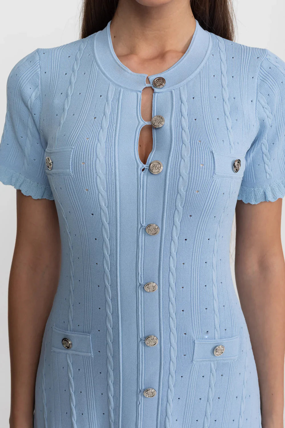Vestido Azul Serenity em Tricô Vazado com Acabamento em Babados